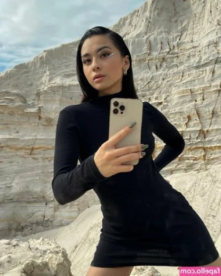 Diana Korkunova [ diana-korkunova ] - Good morning! It’s hump day so hold on to your dicks because it’s