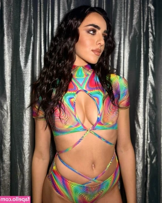 Beatrice Coari [ beatrice-coari ] - Booty for days 🍑