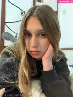 gabriellla - Do you like big tits