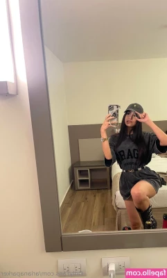 arianaparker - Power Stance