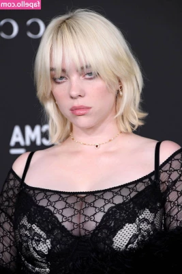 Billie Eilish [ billie-eilish ] - The purpose of our lives is to be happy.💕💋