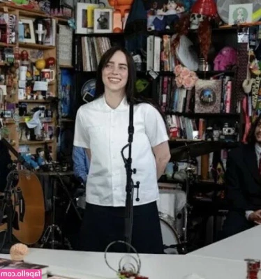 Billie Eilish [ billie-eilish ] - First panty customer review ❤️