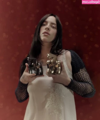 Billie Eilish [ billie-eilish ] - Let me dance for you