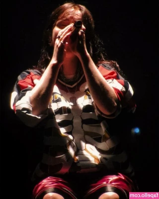 Billie Eilish [ billie-eilish ] - Good morning lovers   Whisky and I will be creating some magic