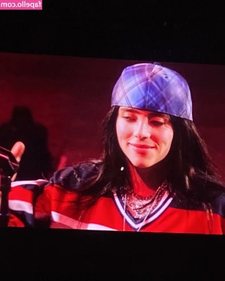 Billie Eilish [ billie-eilish ] - 𝘏𝘰𝘸 𝘥𝘰 𝘺𝘰𝘶 𝘧𝘦𝘦𝘭
