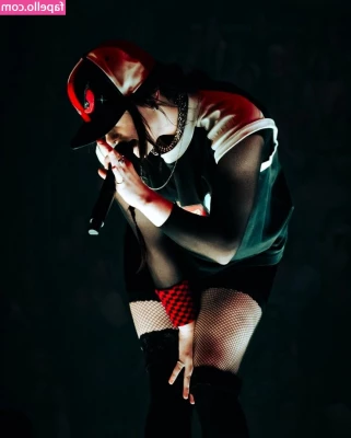 Billie Eilish [ billie-eilish ] - Nude Mermaidia