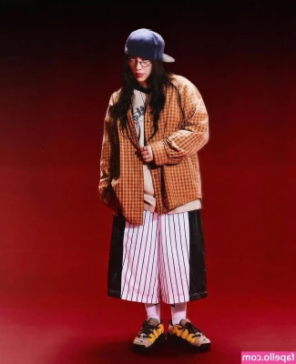 Billie Eilish [ billie-eilish ] - Voting is coming to an end very soon!! If you havnt already or if you