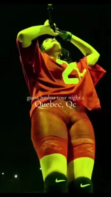 Billie Eilish [ billie-eilish ] - Who else enjoys coming home rank from the gym and jumping into bed