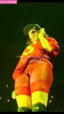 Billie Eilish [ billie-eilish ] - Workout on the back yard become to workout in the bedroom