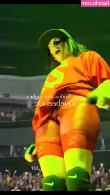 Billie Eilish [ billie-eilish ] - Make me do naughty things, no regret