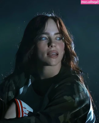 Billie Eilish [ billie-eilish ] - So fuckin horny… Check your DM’s. Show me some love if you really