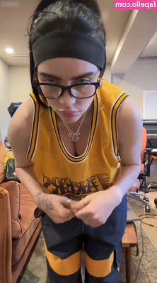 Billie Eilish [ billie-eilish ] - AVAILABLE 24 HOURS FOR YOU MY LIFE     I want to fulfill all your