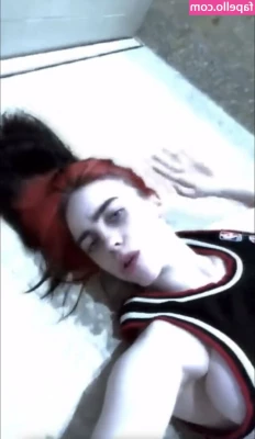 Billie Eilish [ billie-eilish ] - Felt a little cheeky at the pub