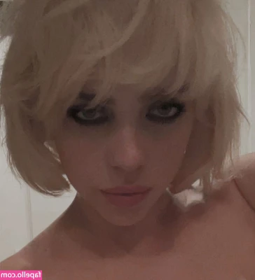 Billie Eilish [ billie-eilish ] - Hottest thing you'll see on your feed today! 😘