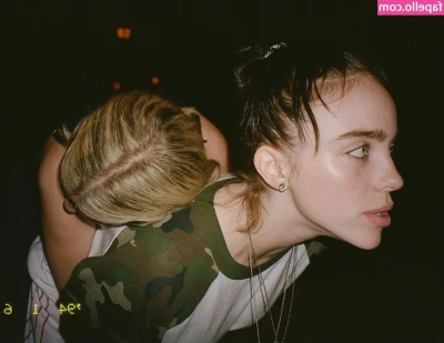 Billie Eilish [ billie-eilish ] - Shower time part 1