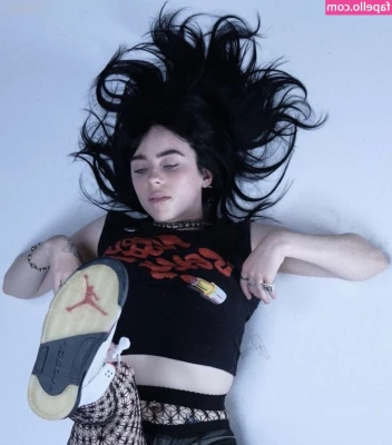 Billie Eilish [ billie-eilish ] - a lot of nice dildoing