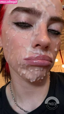Billie Eilish [ billie-eilish ] - I woke up very horny and you?🤭 I wish we could play together in a