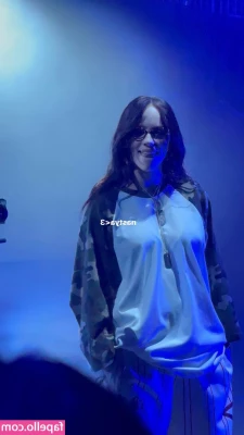 Billie Eilish [ billie-eilish ] - Always sneakin  off n  being