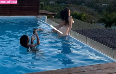 Billie Eilish [ billie-eilish ] - STOCKY FUN After a night of filming  nothing better than starting the