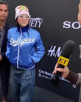 Billie Eilish [ billie-eilish ] - Leather Biker Series - 9 France 2023