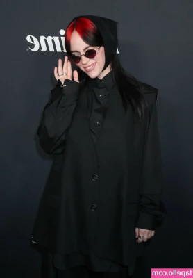 Billie Eilish [ billie-eilish ] - What content would y all like to see