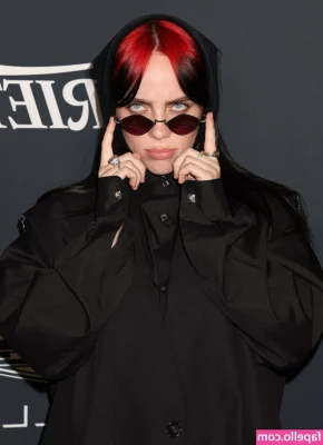 Billie Eilish [ billie-eilish ] - It’s Thursday night and I’m horny!!  Should I… A) have a bath