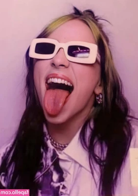 Billie Eilish [ billie-eilish ] - I can be your hero babyyyy
