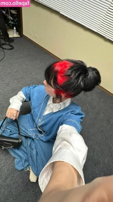 Billie Eilish [ billie-eilish ] - feeling like a whiny pet