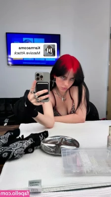 Billie Eilish [ billie-eilish ] - fingering ass, deepthroat aheago