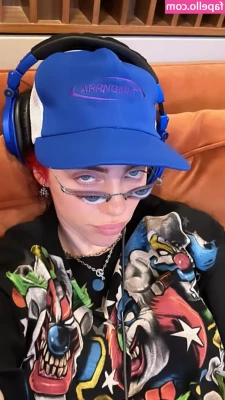 Billie Eilish [ billie-eilish ] - Black  amp  White
