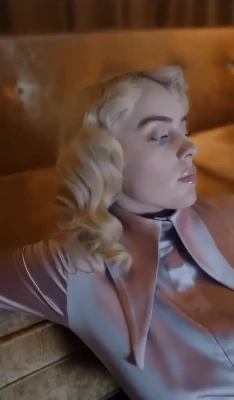 Billie Eilish [ billie-eilish ] - Need some cum in my arse I m so horny