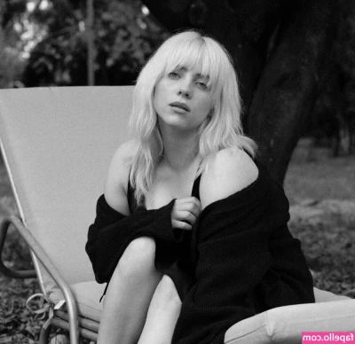Billie Eilish [ billie-eilish ] - Stroke your cock while you watch me. We will both get bigger and
