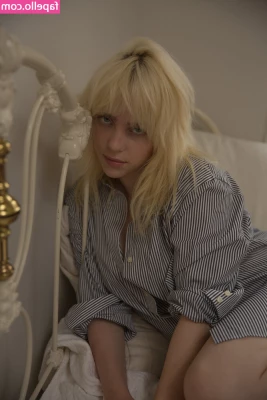 Billie Eilish [ billie-eilish ] - Hey babe, Let me fix that tire