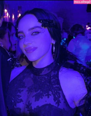 Billie Eilish [ billie-eilish ] - Plotting my next destruction