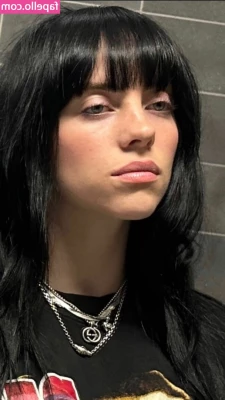 Billie Eilish [ billie-eilish ] - Aaand the most recent socials post.
