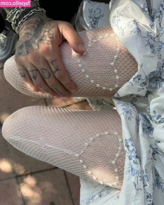 Billie Eilish [ billie-eilish ] - SithNinja - 51 photos - Boudoir - $45 Dm to purchase @whiskifox