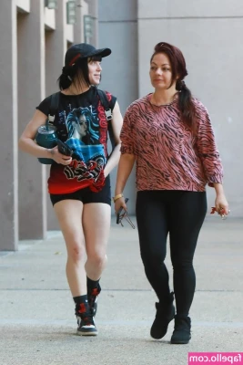 Billie Eilish [ billie-eilish ] - Oh  dear  Matron thinks you look like you re a bit under the weather 
