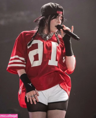 Billie Eilish [ billie-eilish ] - Second cumshot (out of 3)…last Saturday…video not out yet