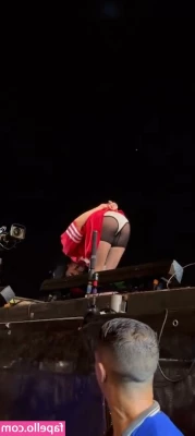 Billie Eilish [ billie-eilish ] - A little peek