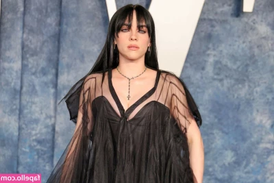 Billie Eilish [ billie-eilish ] - who s excited for a valentines set