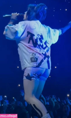 Billie Eilish [ billie-eilish ] - Whew, the amount of hotness that awaits you tomorrow...  I think