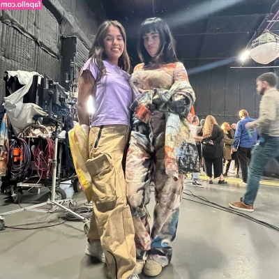 Billie Eilish [ billie-eilish ] - How do you like it in the shower? 😈😈