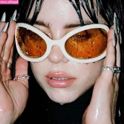 Billie Eilish [ billie-eilish ] - Made some naughty videos in this bikini 😈💋 send me tips guys