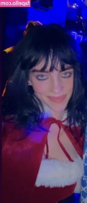 Billie Eilish [ billie-eilish ] - When in doubt, get your boobs out
