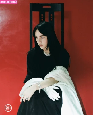 Billie Eilish [ billie-eilish ] - Release the tittiessss