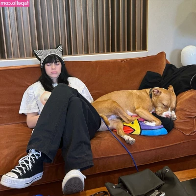 Billie Eilish [ billie-eilish ] - Do you like my pantie?