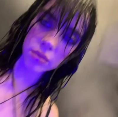Billie Eilish [ billie-eilish ] - $200 away from my $400 tip goal this week.   IF I make it too $400 I
