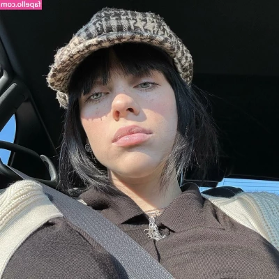 Billie Eilish [ billie-eilish ] - My bday is 10 days away