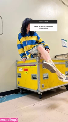 Billie Eilish [ billie-eilish ] - YAY!!! It's Saturday 🎉