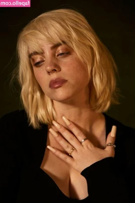 Billie Eilish [ billie-eilish ] - If I did porn in the 80s saved on a VHS tape. ReWind me up, Daddy.